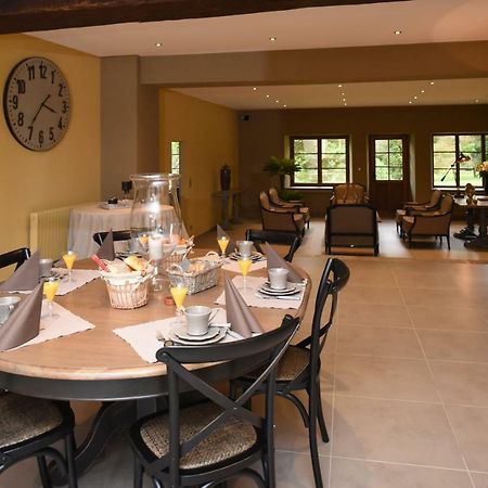 La Correrie Hotell Les Grandes-Armoises Exteriör bild