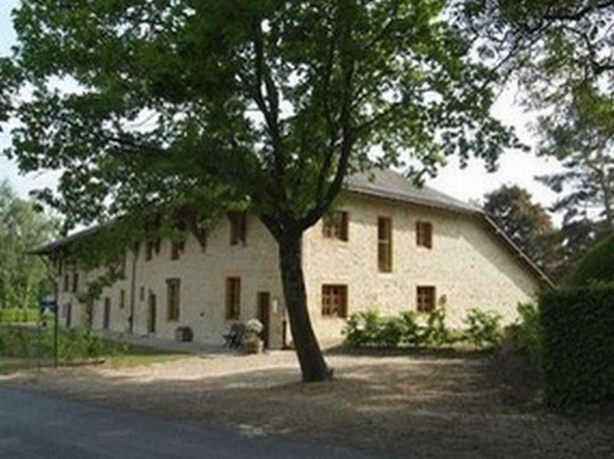 La Correrie Hotell Les Grandes-Armoises Exteriör bild