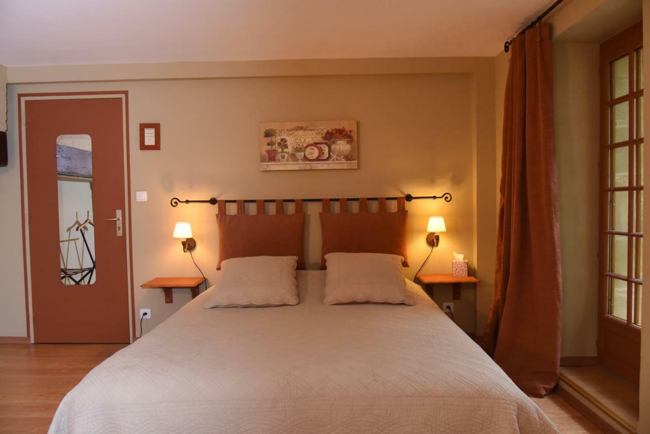 La Correrie Hotell Les Grandes-Armoises Exteriör bild